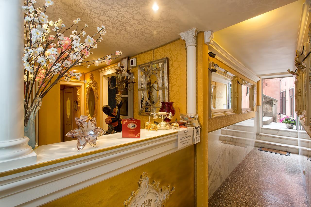 Scalon Del Doge Bed & Breakfast Venice Exterior photo